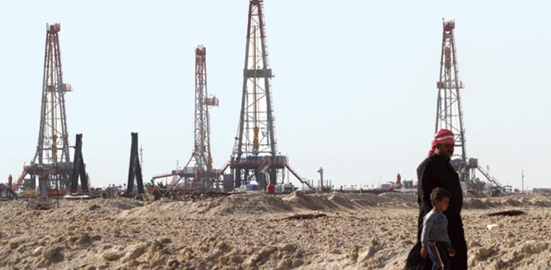 שדה נפט בבצרה, עיראק / צילום: רויטרס