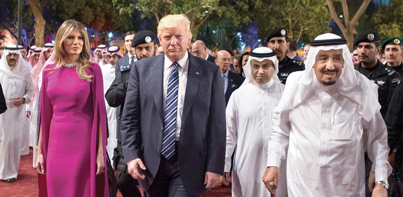 Donald and Melania Trump  photo: Reuters