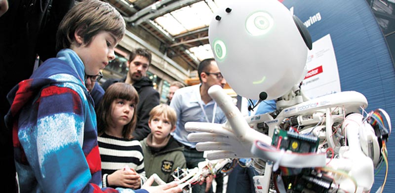 תערוכת רובוטיקה בשווייץ / צילום: רויטרס