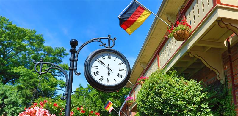 שעון בגרמניה / צילום: שאטרסטוק