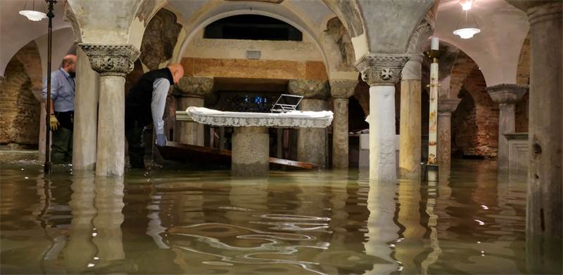 ונציה לאחר השיטפון / צילום: מנואל סילבסטרי, רויטרס