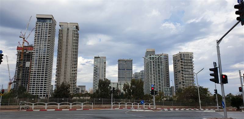 שכונת פארק צמרת בתל אביב. בעתיד לדיירים יהיה משרד מתחת לבית? / צילום: גיא ליברמן, גלובס