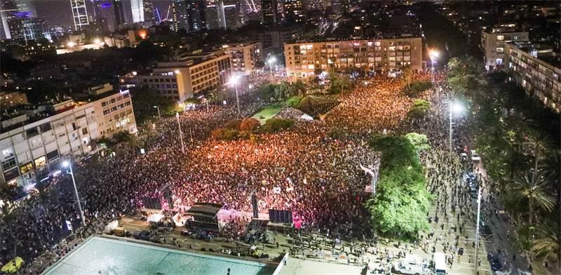 הפגנת העצמאים בתל אביב על מתווה הסיוע בשל משבר הקורונה / צילום: שלומי יוסף, גלובס