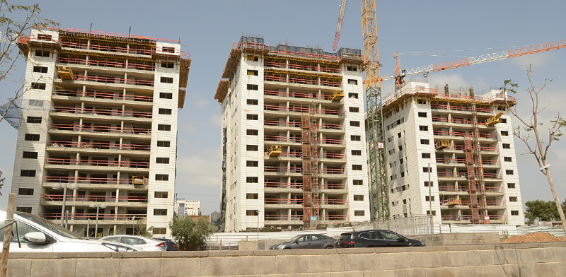 Aura residential construction project / Photo: Eyal Izhar, Globes