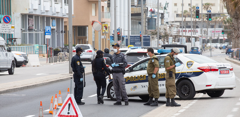 מחסום משטרתי בתל אביב בסגר הקודם / צילום: כדיה לוי, גלובס