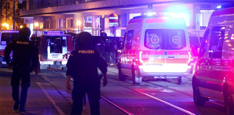 מתקפת טרור בשישה מוקדים בווינה / צילום: AP